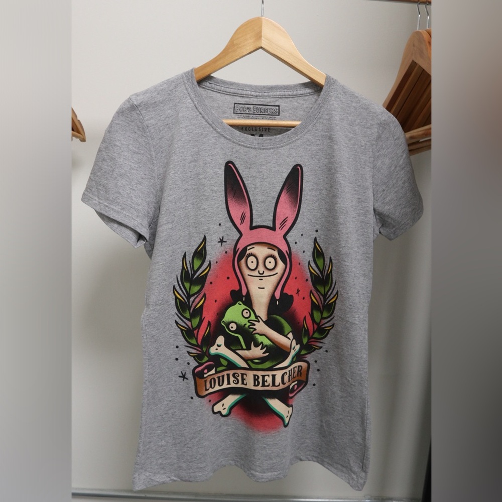 Loot Crate Bobβs Burgers Louise Belcher Graphic Tee (Limited Edition)